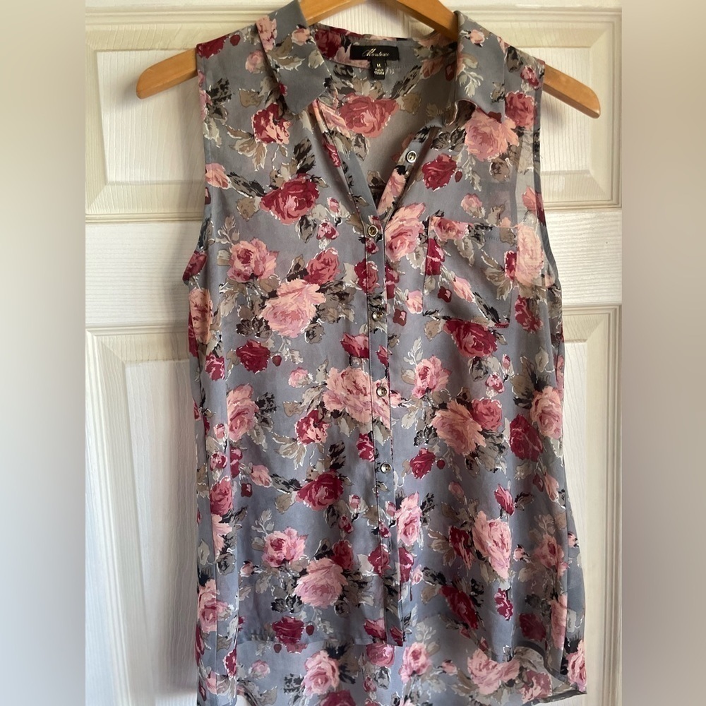 Women’s Floral Sheer Shirt Size M Grey Mauve Pink Rose Print
